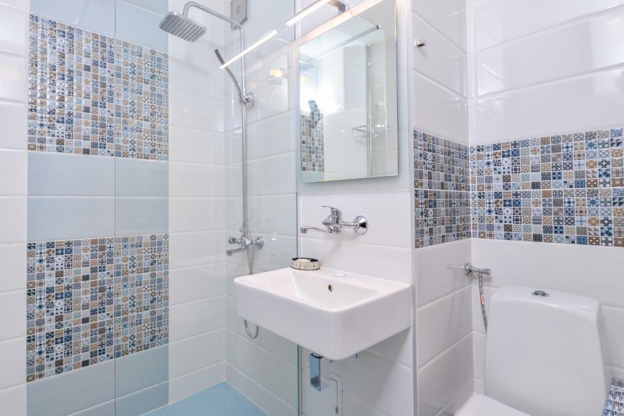 Comfortable One Bedroom Apartment In A Lively Area | Zona B5 | Russian Square Софія Екстер'єр фото